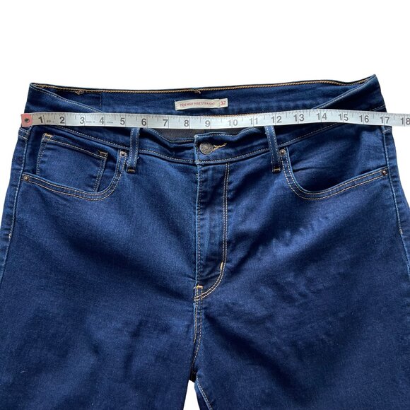 Deep Blue Denim 724 High Raise Straight Levis Size 32, 14. - Picture 7 of 11